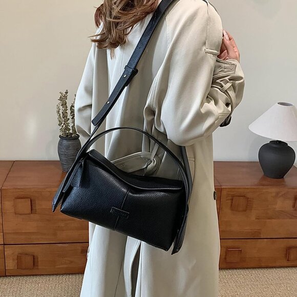 Lightweight Crossbody Bag - Soft PU Leather with Nylon Lining - Modern Elegance - Picture 3 of 6